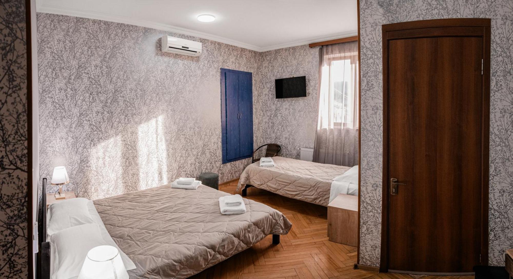 Lotus Hotel 第比利斯 外观 照片
